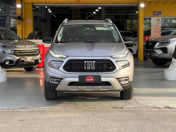 FIAT TORO 2.0 16V TURBO DIESEL VOLCANO 4WD AT9 FIAT TORO 2.0 16V TURBO DIESEL VOLCANO 4WD AT9